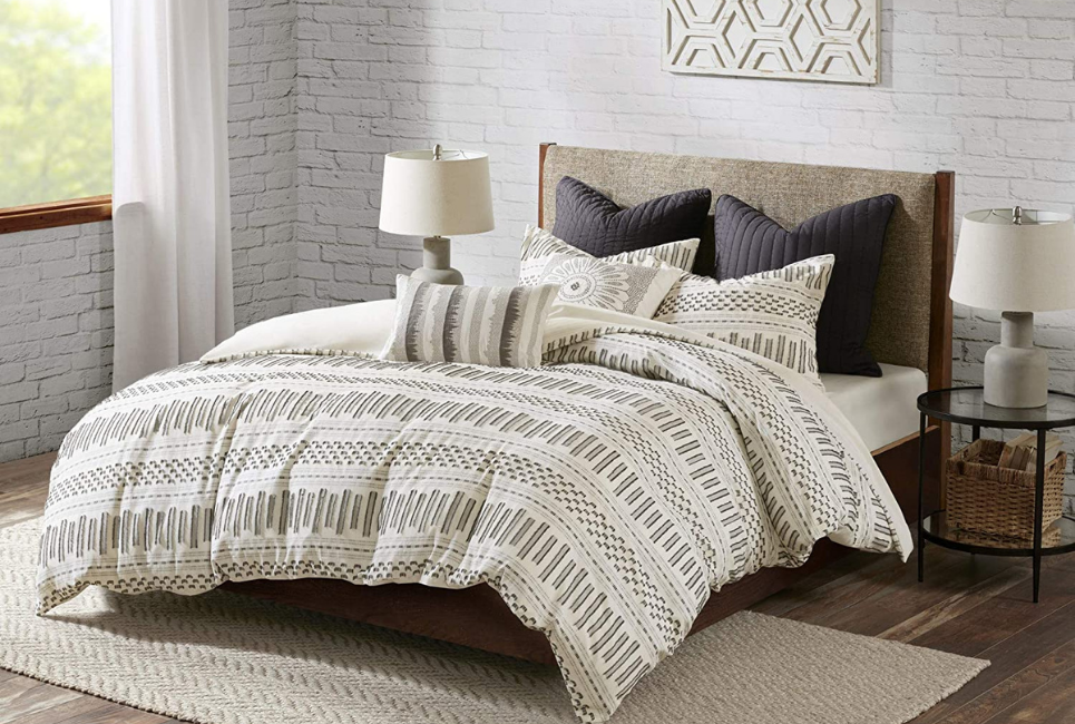 Best Clipped Stripes Farmhouse Comforter set 