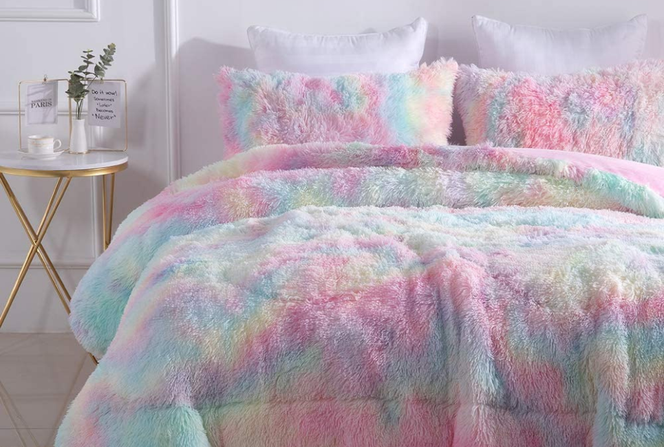 Wajade Faux Fur Plush Rainbow Comforter Set